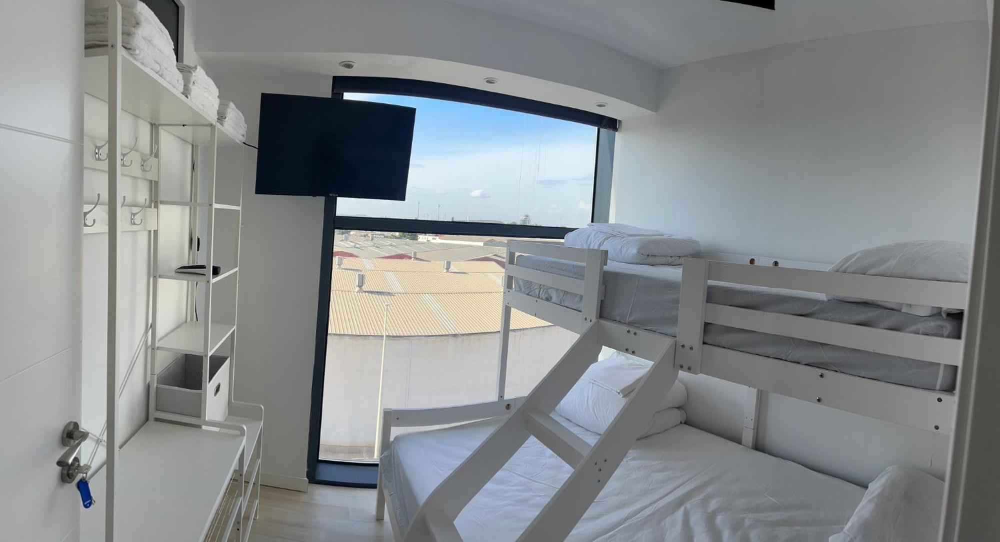 Aparthotel Mi Huesped Valencia, Aeropuerto Manises Exterior foto